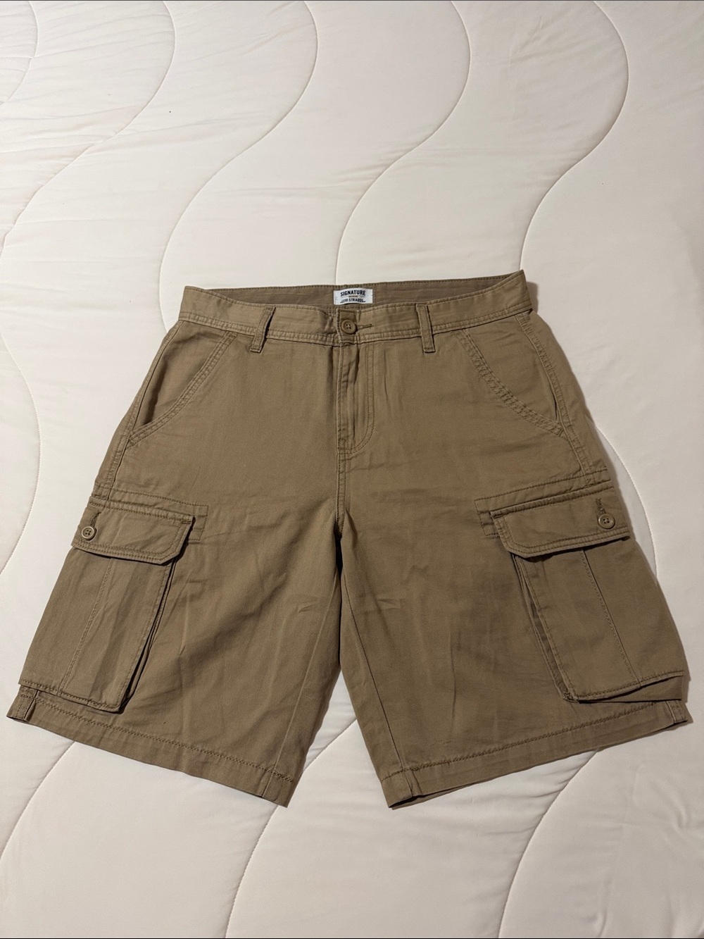 Signature by Levi Strauss Men's Tan Cargo Shorts